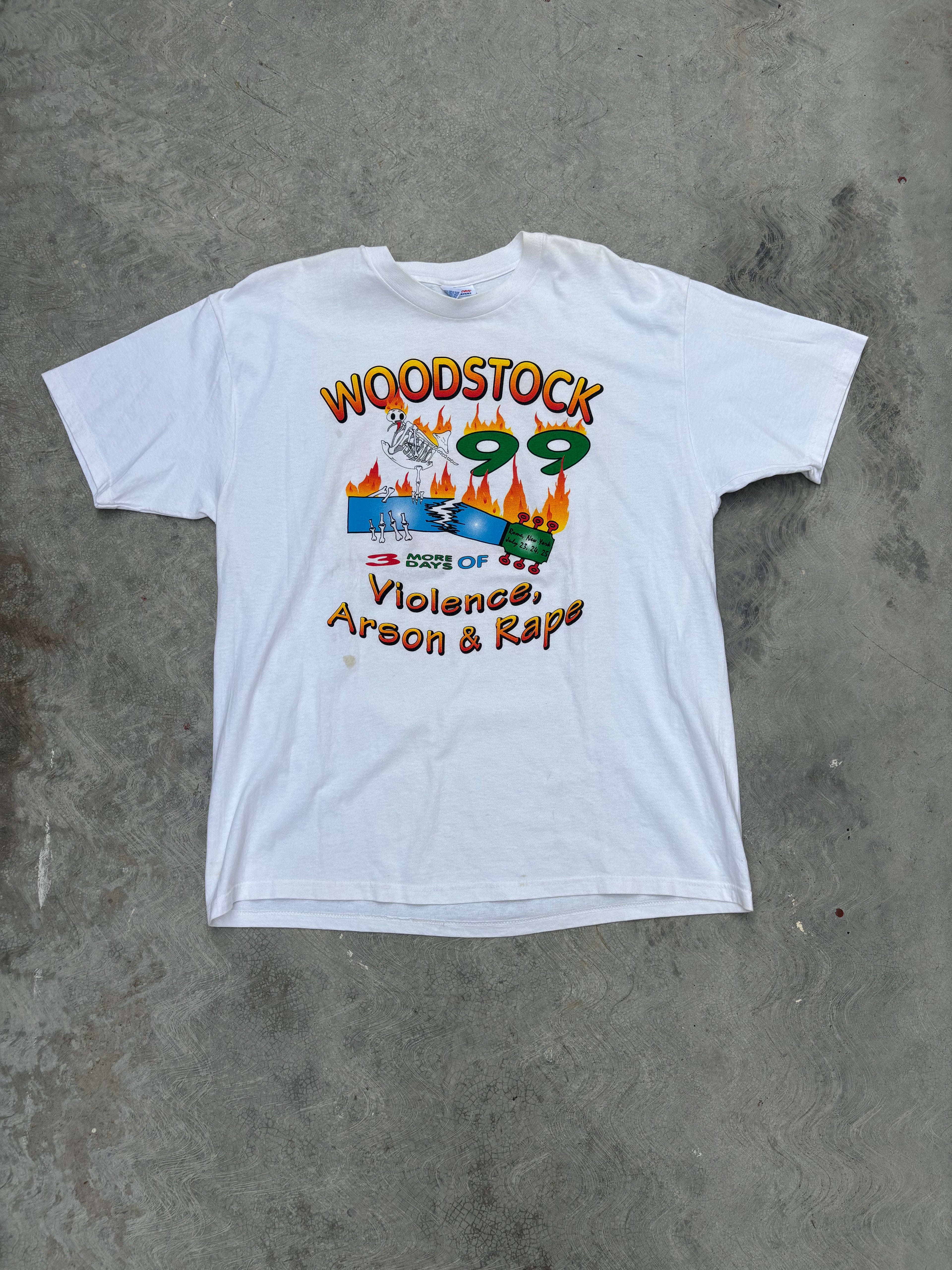 1999 Anti Woodstock T Shirt